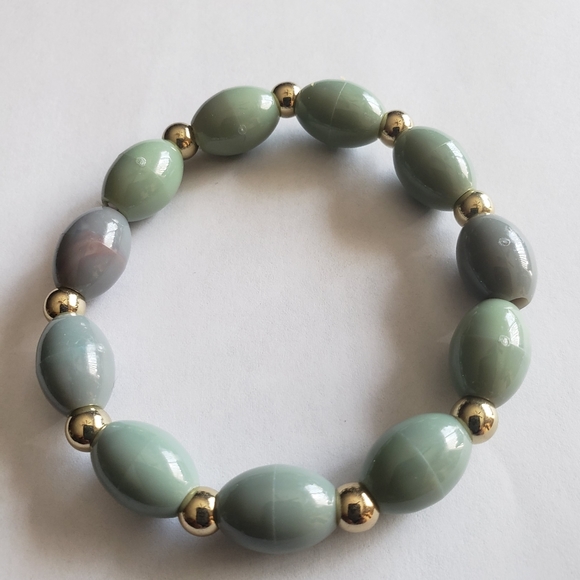 Mia Bead Bracelet - Picture 3 of 7